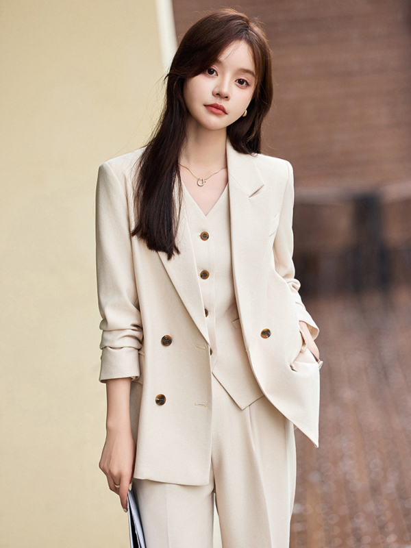 高級感女用三件式西裝套裝｜2025 春秋冬時尚職業裝｜西服＋西褲＋馬甲