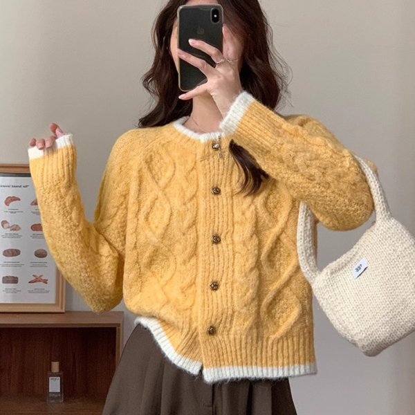 奶系短款針織開衫｜早春秋季麻花毛衣外套 氣質百搭款