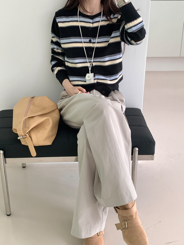 韓系復古條紋長袖針織上衣｜2025秋季設計感圓領上衣