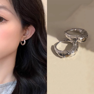 31795 螢河FFR|925銀電鍍凹雕流線圈環耳環(MY31795)