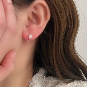 32704 螢河FFR|925銀電鍍小珍珠垂墜耳環(MY32704)